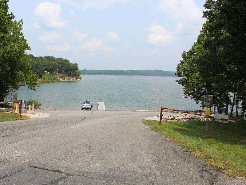 Cedar Ridge South Boat Ramp -- Open to the public year round, day use fees apply 1 March - 30 November each year. 