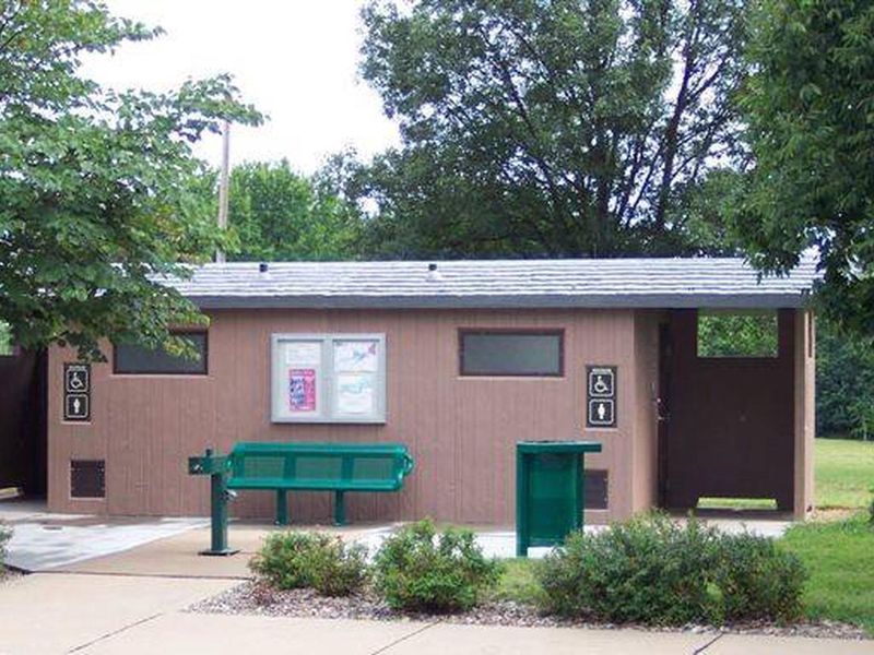 Overlook Park Waterborne Restroom