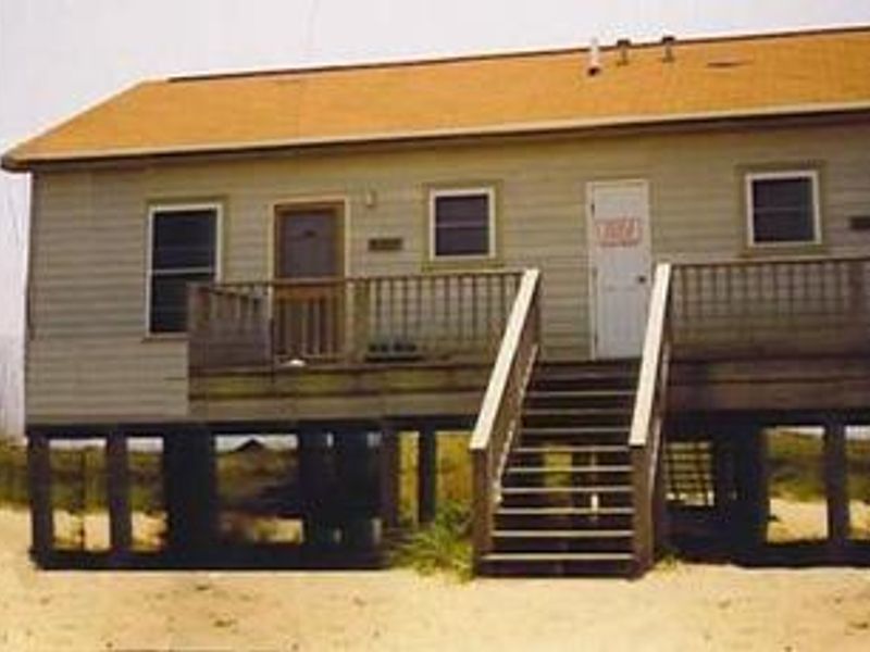 LONG POINT CABINS 13 & 14