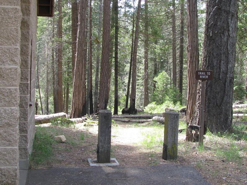 Dimond O Campground Trail Sign