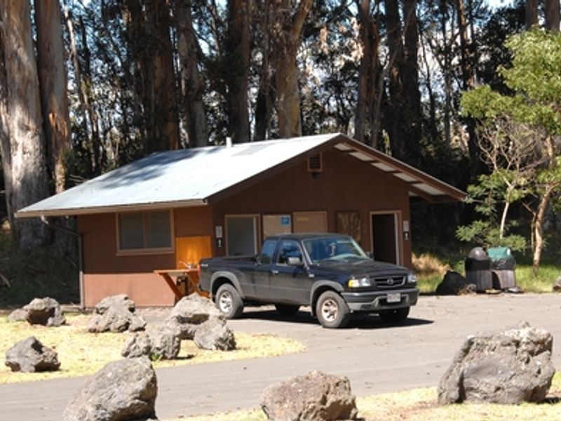 N?makanipaio Campground Pavilion