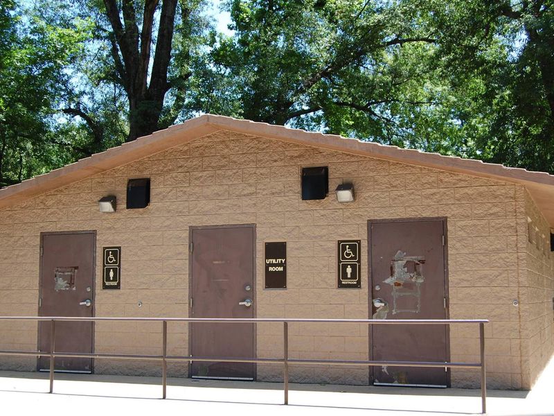 WHITE CLIFFS FACILITIES