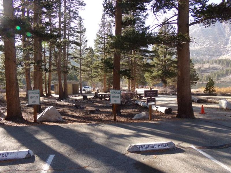 Rock Creek Lake parking