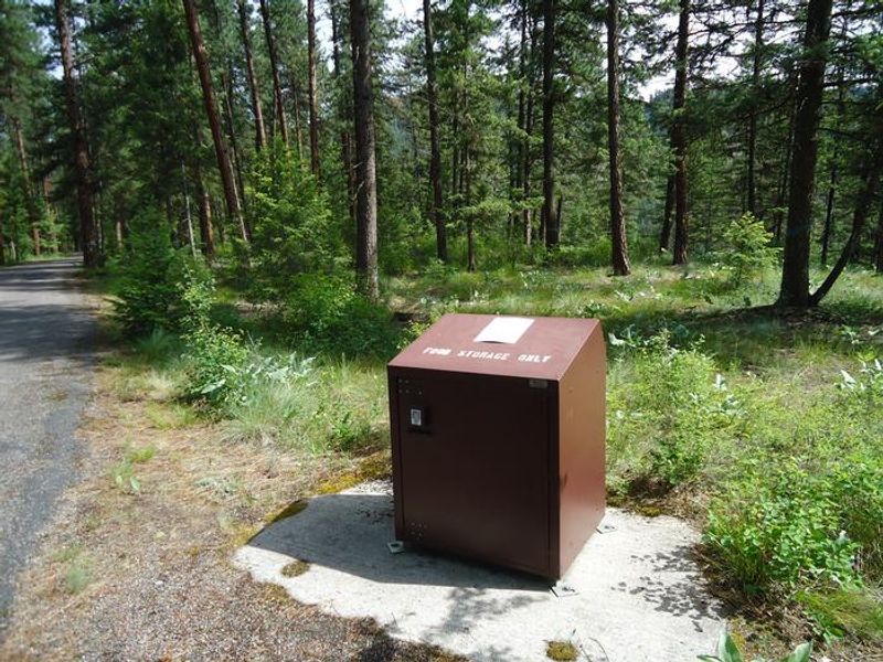 Loop A, Food Storage