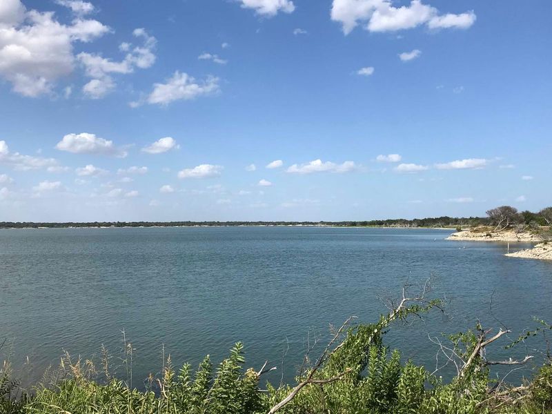 View of Waco Lake at Reynolds Creek park