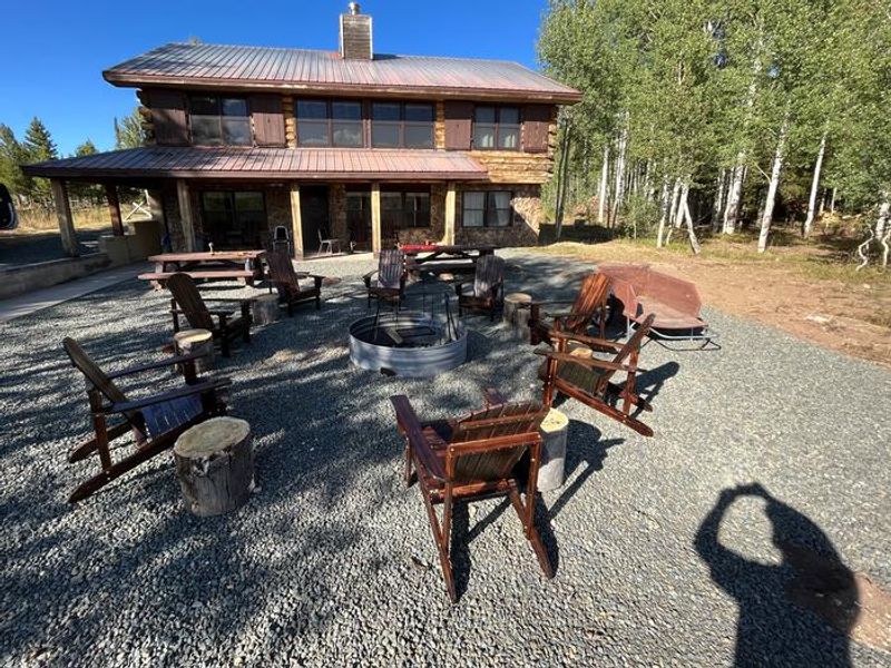 JACK CREEK CREW QUARTERS