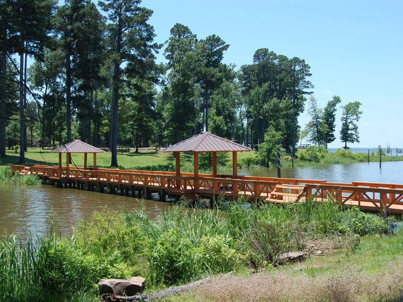 COTTONSHED PARK FISHING PIER