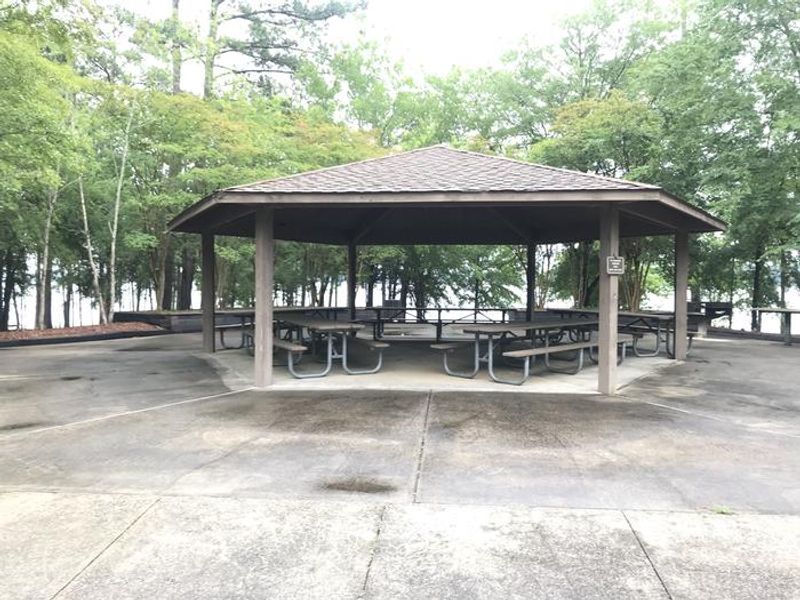 Lake Springs Deer Run Group Shelter