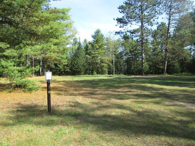  Layout of one of the sites located on Leg Lake