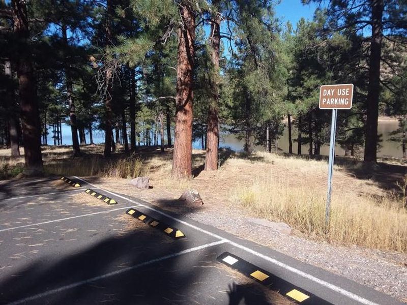 Day Use Parking For Kaibab Lake