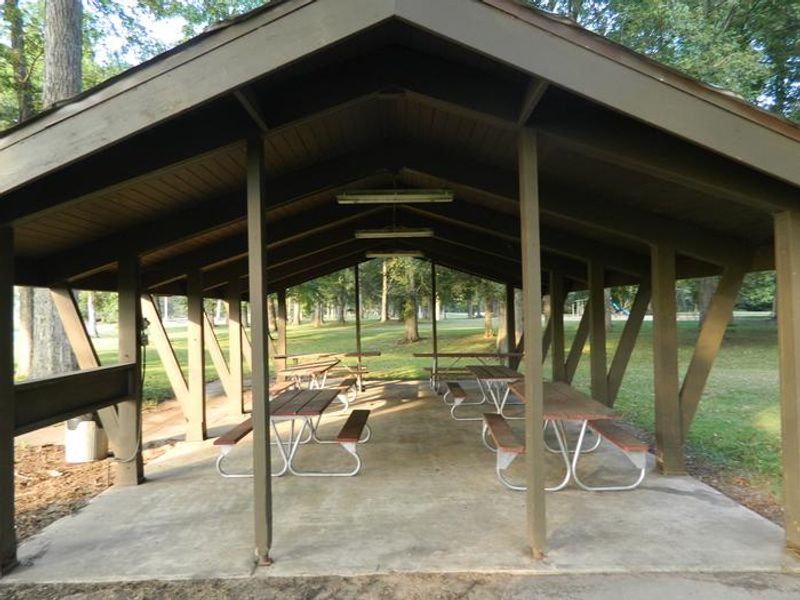 Pendleton Bend - Picnic Shelter