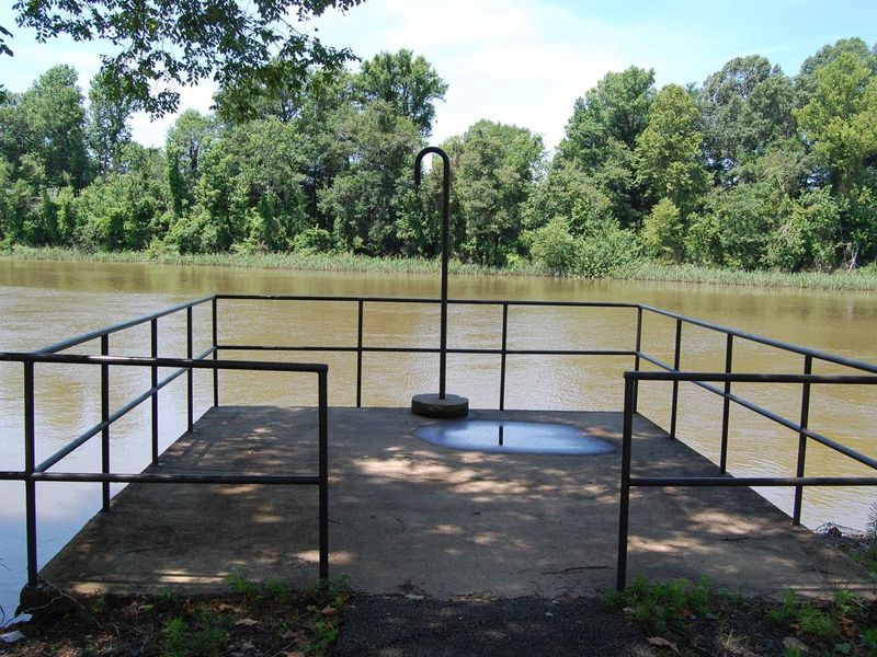 WHITE CLIFFS FISHING PIER