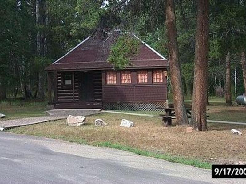 SANDSTONE CABIN exterior 2