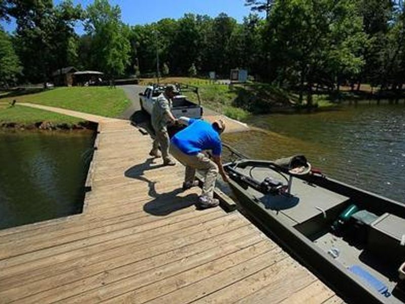 COVE BOAT RAMP ADJACENT TO ARROWHEAD CAMPGROUND