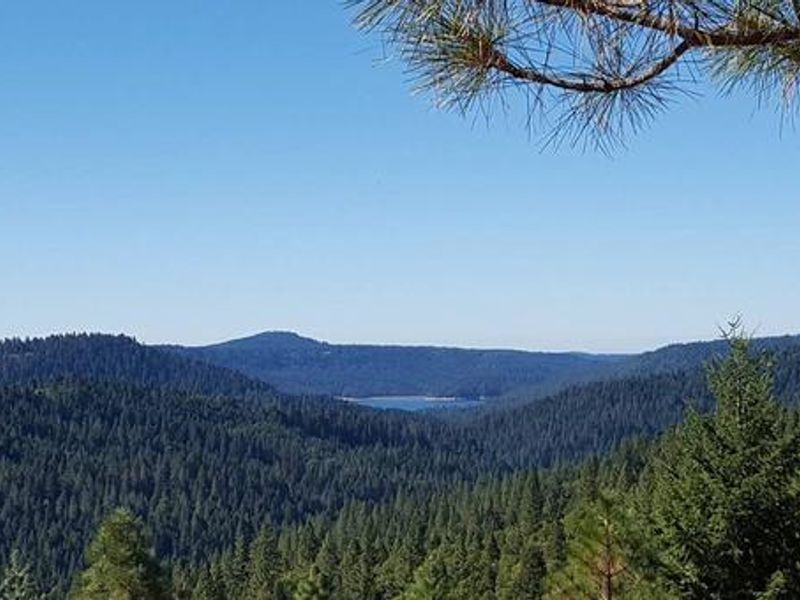 Pioneer Trail near White Cloud