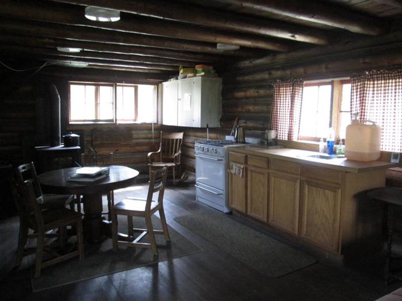 Stolle Cabin