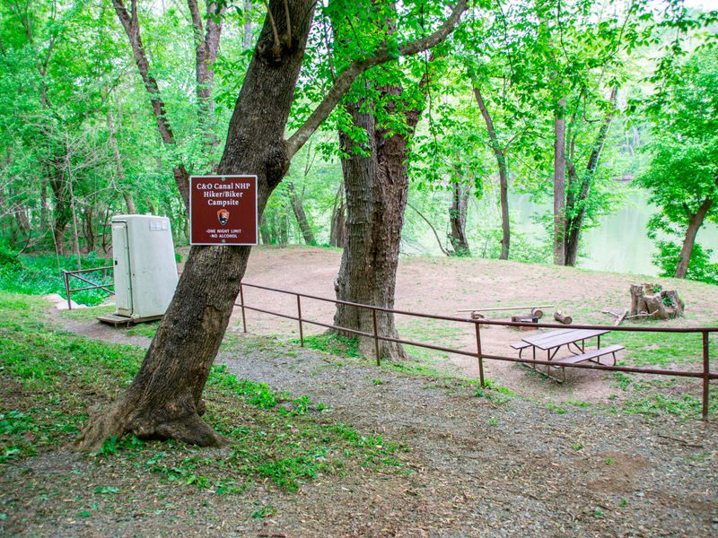 Horseshoe Bend Hiker-Biker Campsite