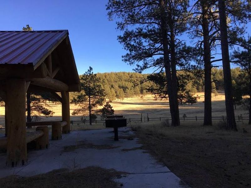 Amole Canyon Shelter with BBQ grills