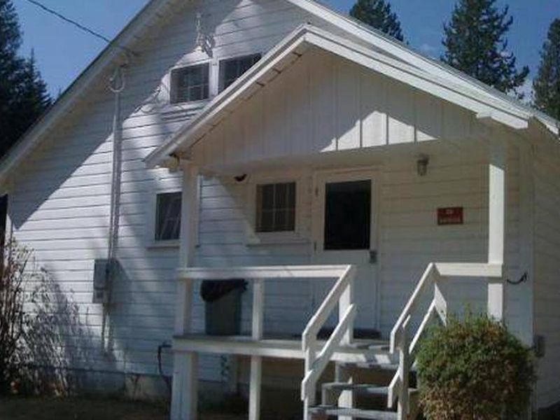 Bunkhouse east entrance