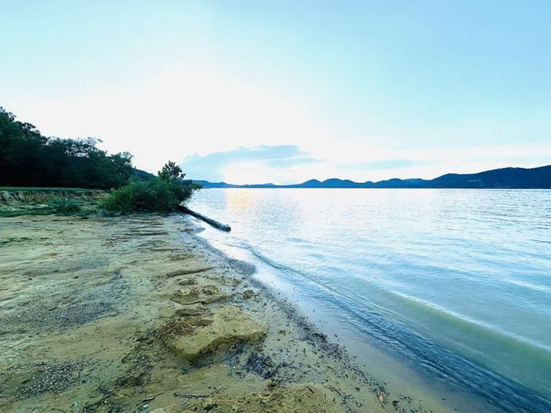 A photo of facility ZILPO - DANIEL BOONE NAT. FOR. with Boat Ramp