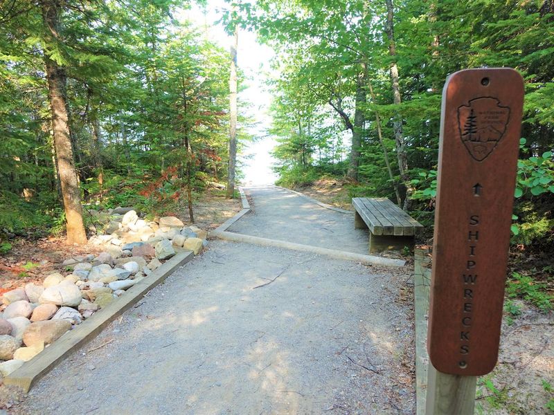 Sign pointing to the Shipwrecks path
