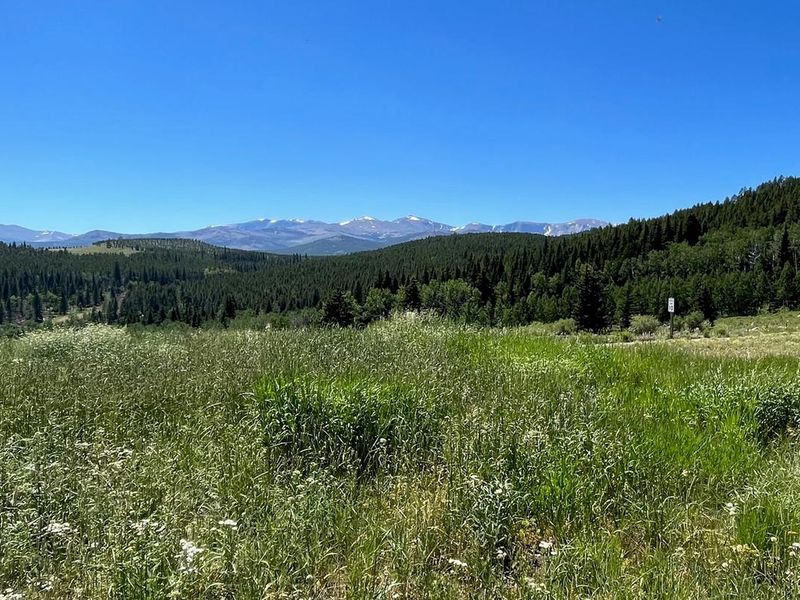 Views from the Hunter Campground/Trailhead. 