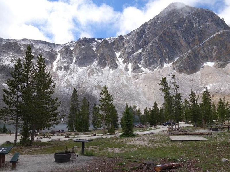 Meadow Lake Campground and Meadow Lake Peak