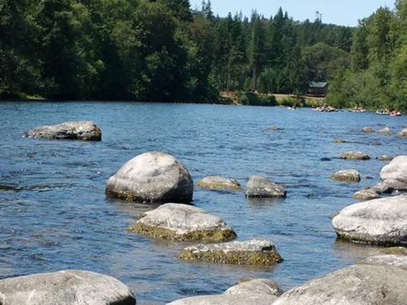 North Santiam River at Fishermen's Bend Recreation Site