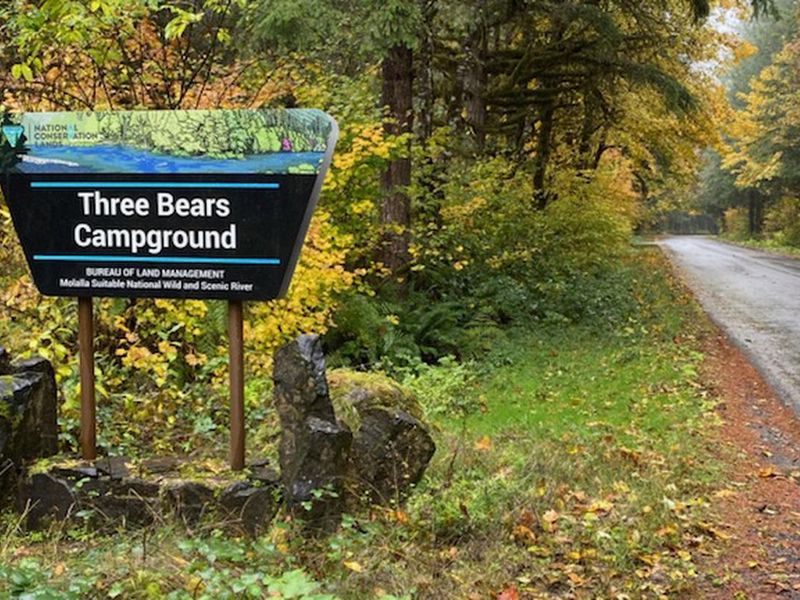 Three Bears portal sign