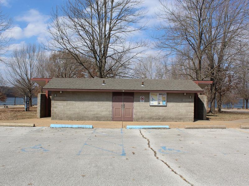 Ruark Bluff West Showerhouse