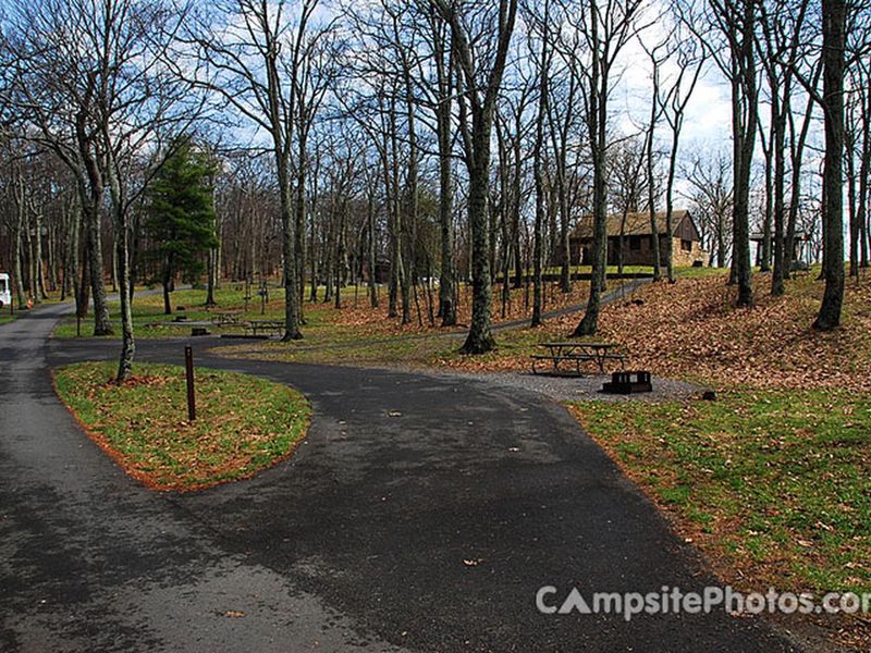 Lewis Mountain Campsite #21 Pull Through