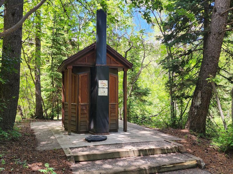 Vault toilet at Malad Summit