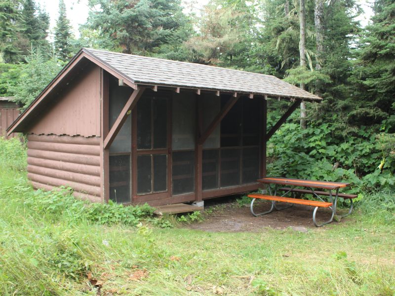 Tookers Island is a popular overnight spot near Rock Harbor for boaters.