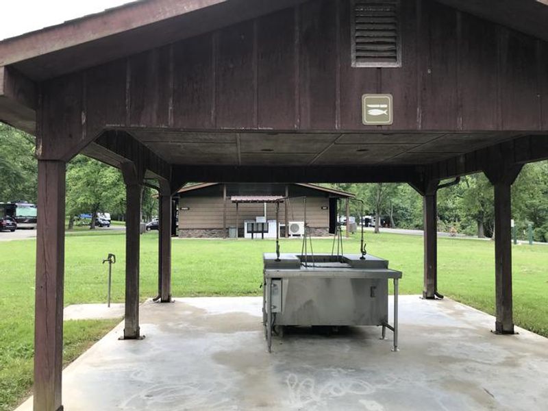 Fish Cleaning Table-No Grinder Available