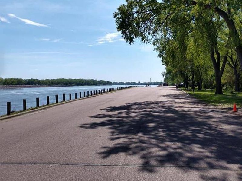 Cottonwoods provide shade at Nebraska Tailwaters