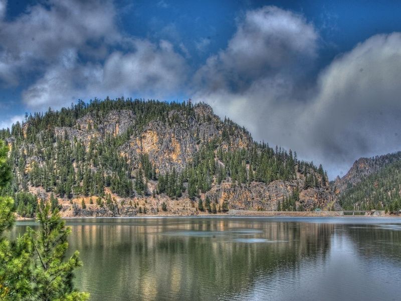 Painted Rocks Reservoir located downstream of Alta Campground