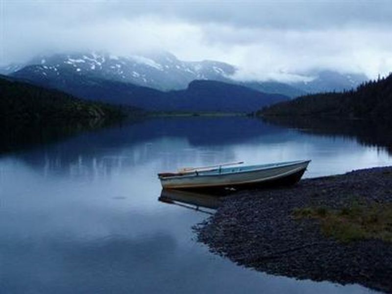 LOWER PARADISE LAKE CABIN