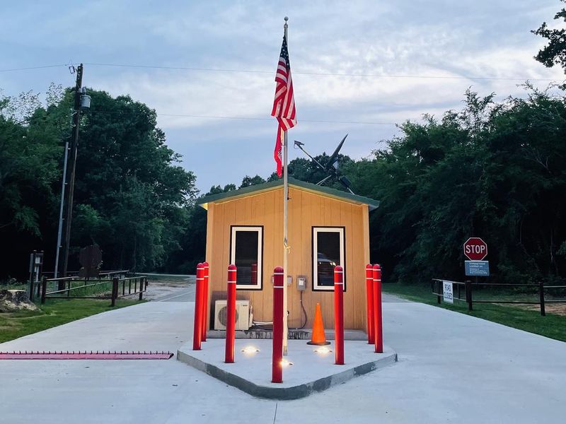 East Burns Run Gate House