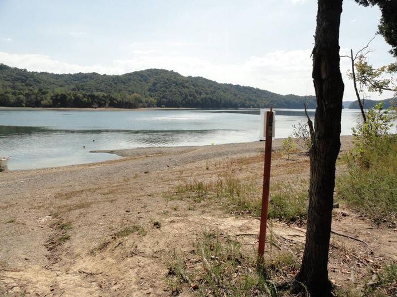 DALE HOLLOW LAKE - PRIMITIVE CAMPING SITE MARKER WITH SHORELINE VIEW
