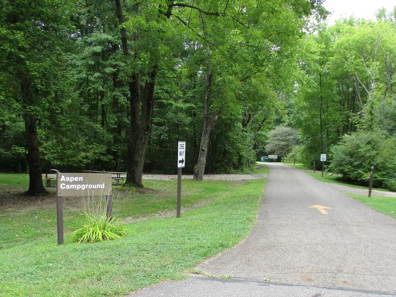 Entrance to the Aspen Loop.
