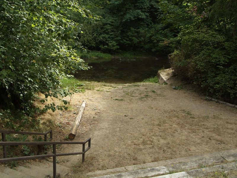 View of Siuslaw River from Amphitheatre seats. 
