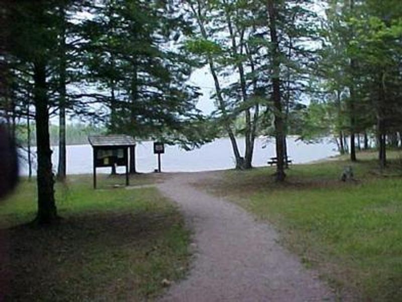 Morgan Lake beach and picnic area
