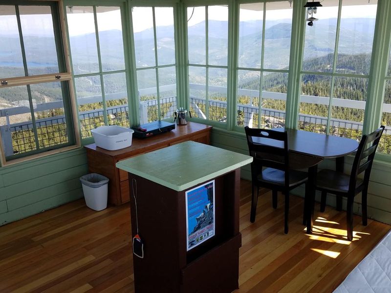 Meadow Peak Lookout Interior