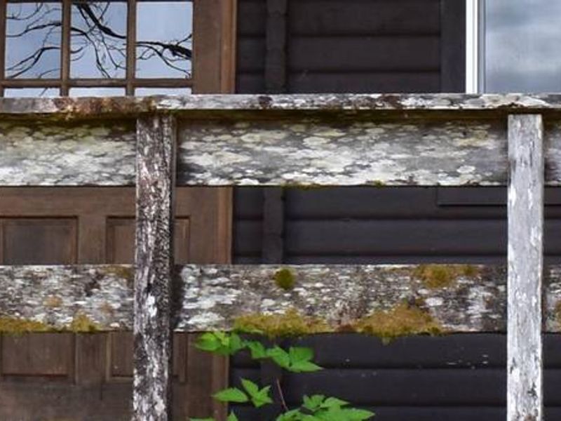 Alava Bay Cabin Deck and Sign