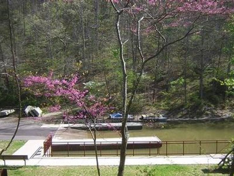 Lake Vesuvius Boat Launch and Boardwalk