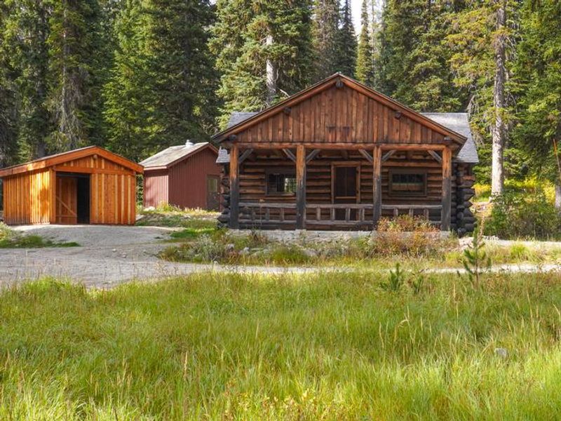 Lost Horse Guard Station