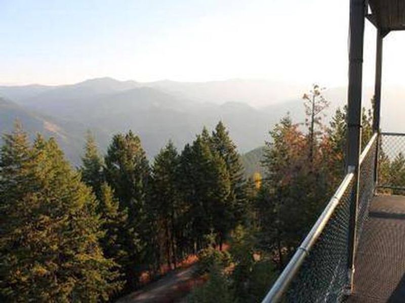 Thompson Peak Lookout Tower view.