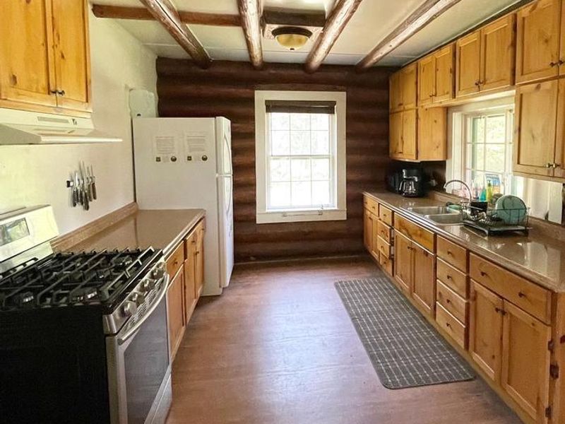 OLD CONDON RANGER STATION -kitchen 