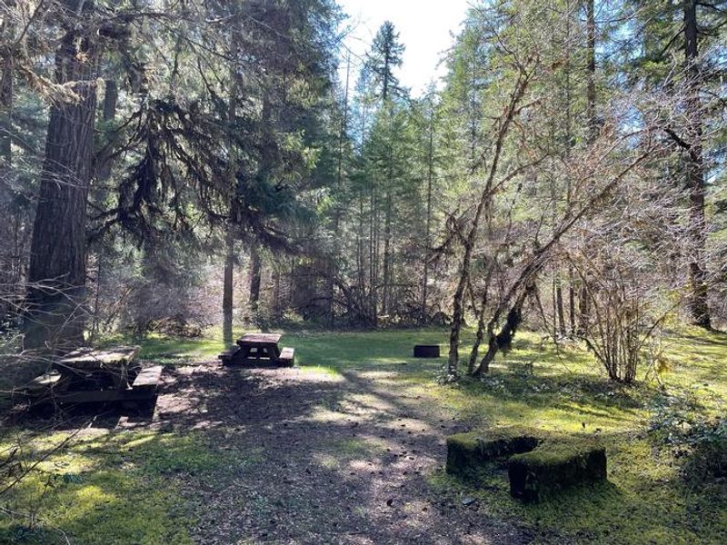 The day use area within Sand Prairie is open to all guests free of charge. The area has several picnic tables and fire pits available, as well as convenient access to the Middle Fork Trail.