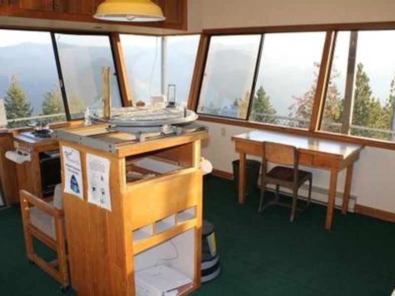 Thompson Peak Lookout Tower